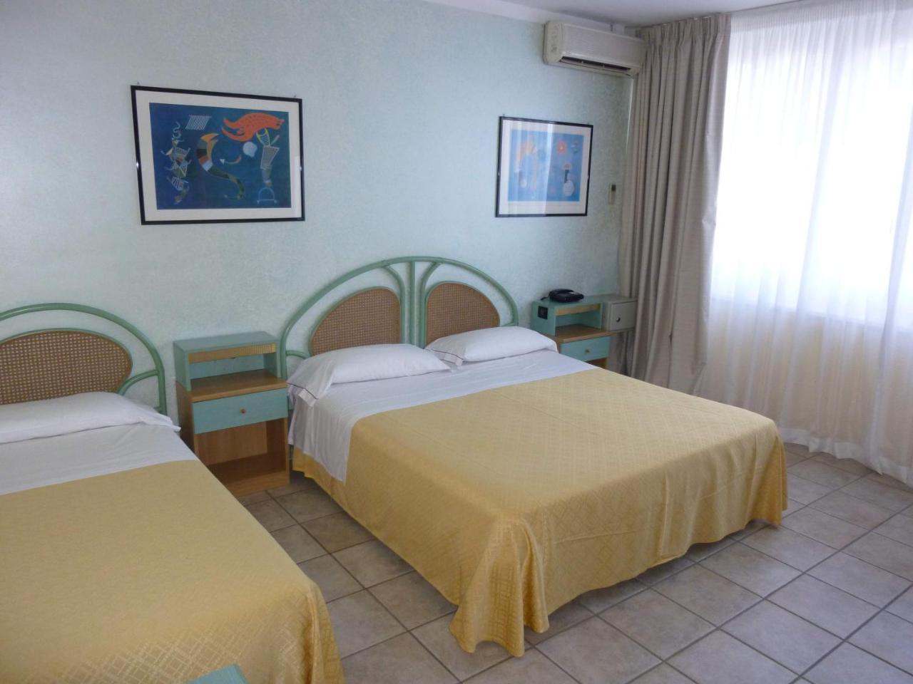 Mediterraneo Palace Hotel 4*
